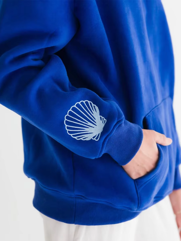 Mavi - Oversized Cozy Hoodie with Palm Coast Aesthetic