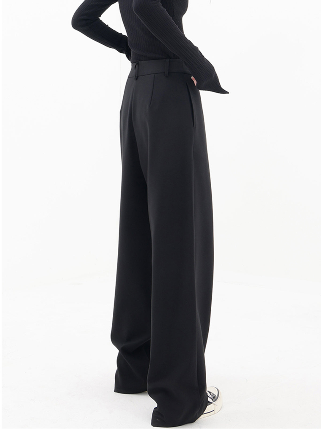 Abbie - High-Waisted Wide-Leg Trousers