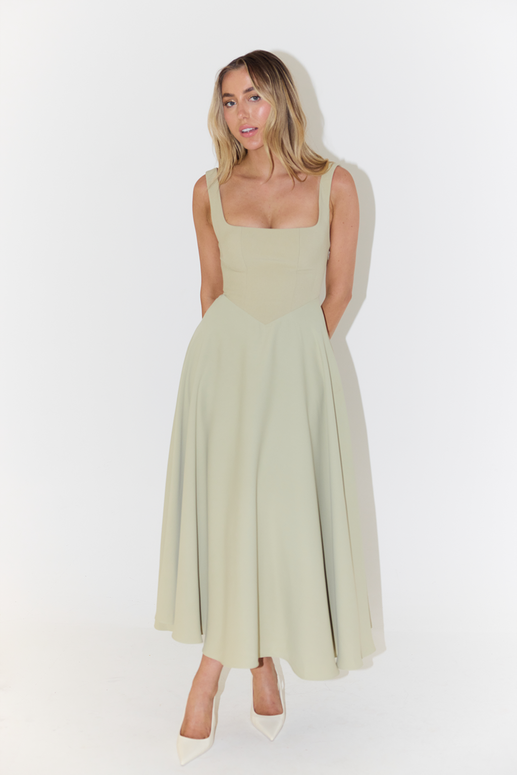 Beatrice - Midi Dress