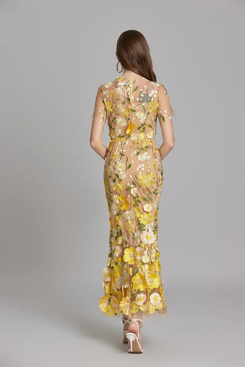 Lisa - Midi Dress
