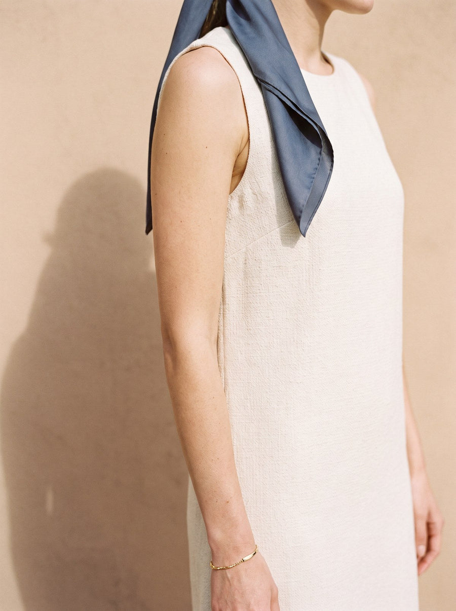 Sleeveless Dresses