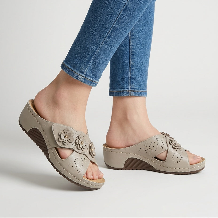Carlotta Comfort Slide Sandal — khaki