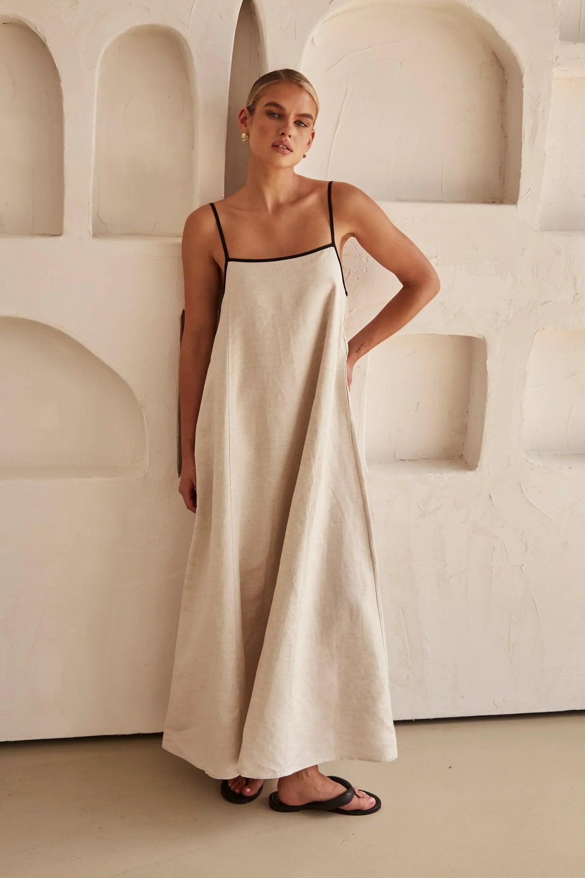 Floriana - Maxi Dress – beige with black trim – lifestyle (2)