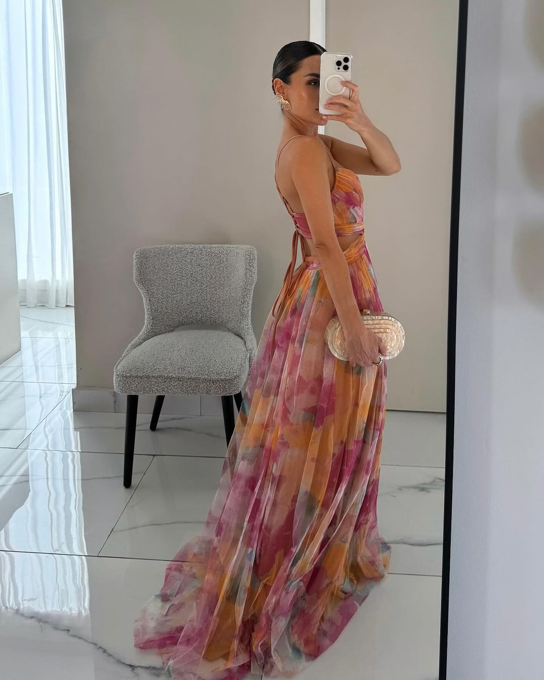 Pippa - Maxi Dress – orange watercolor print – lifestyle (3)