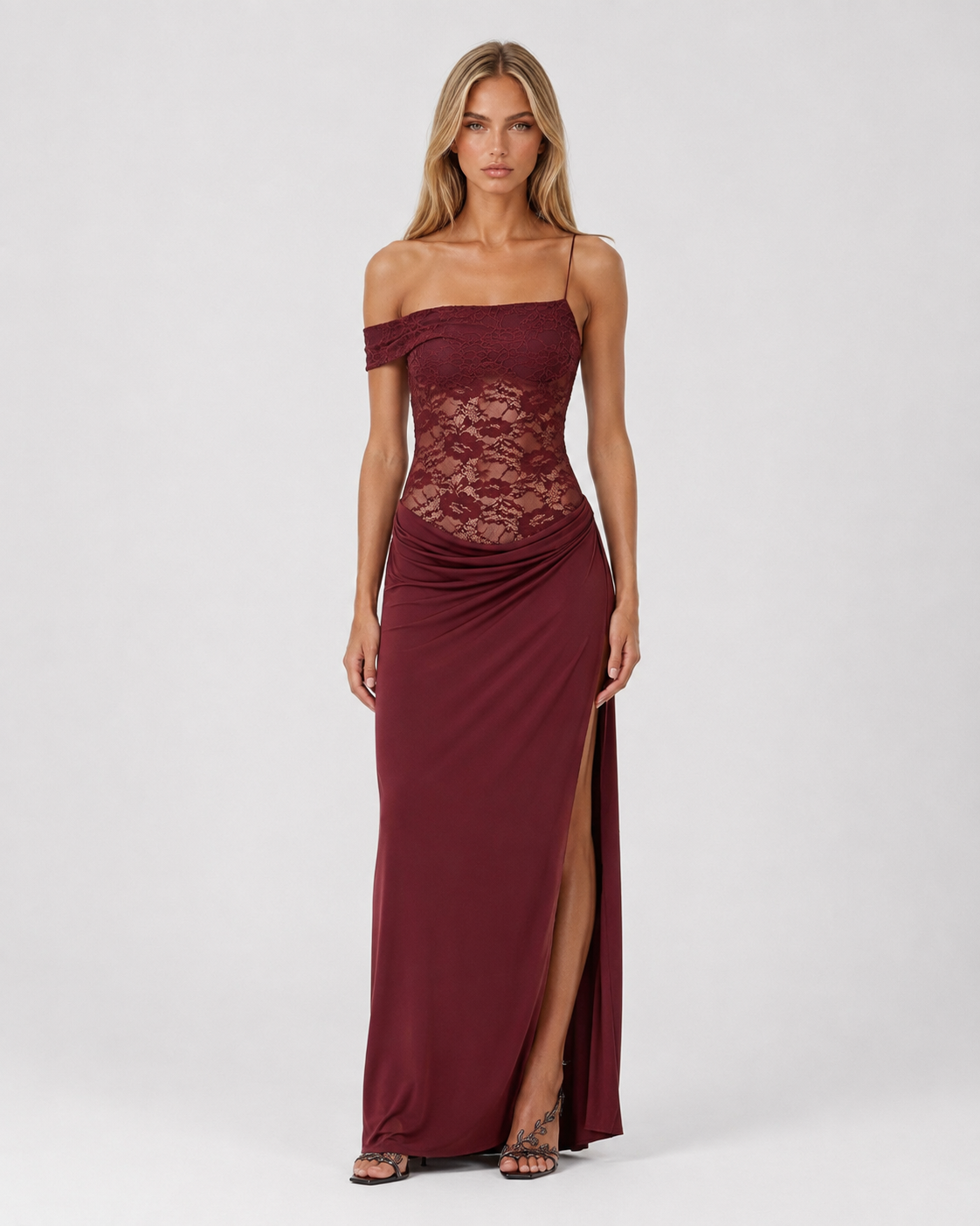 Lavinia Maxi Dress in burgundy - front