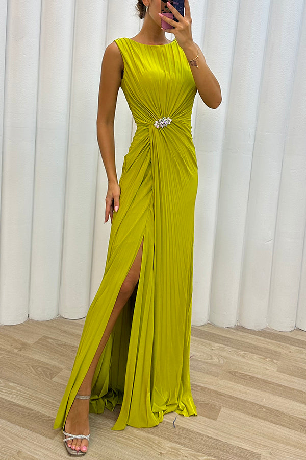 Deena - Maxi Dress – chartreuse green – lifestyle (2)