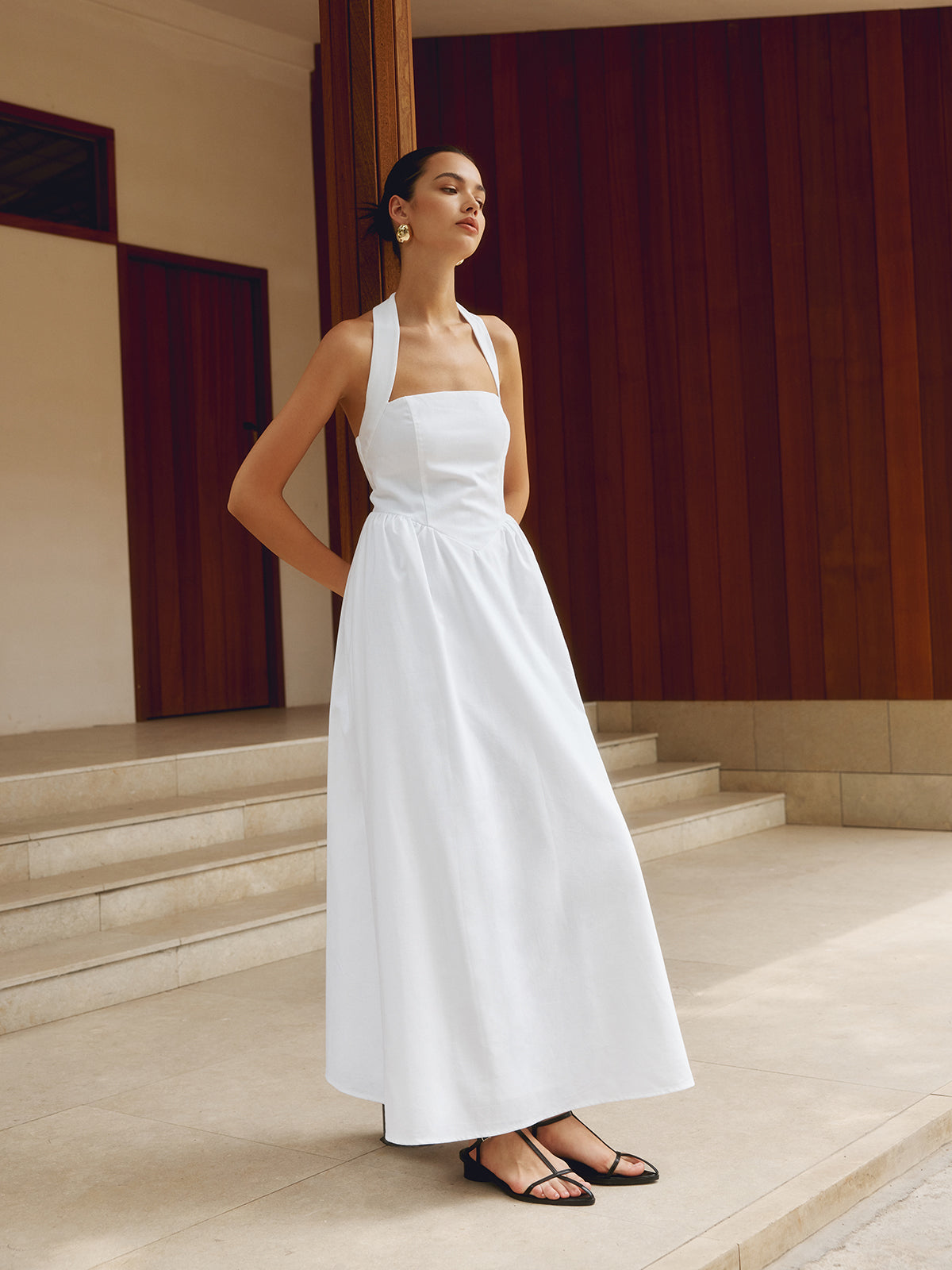 Lucienne - Maxi Dress – white – lifestyle (4)