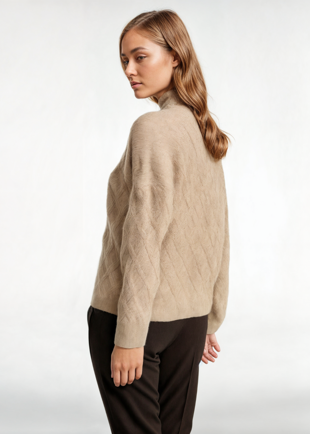 Isla - Turtleneck Sweater