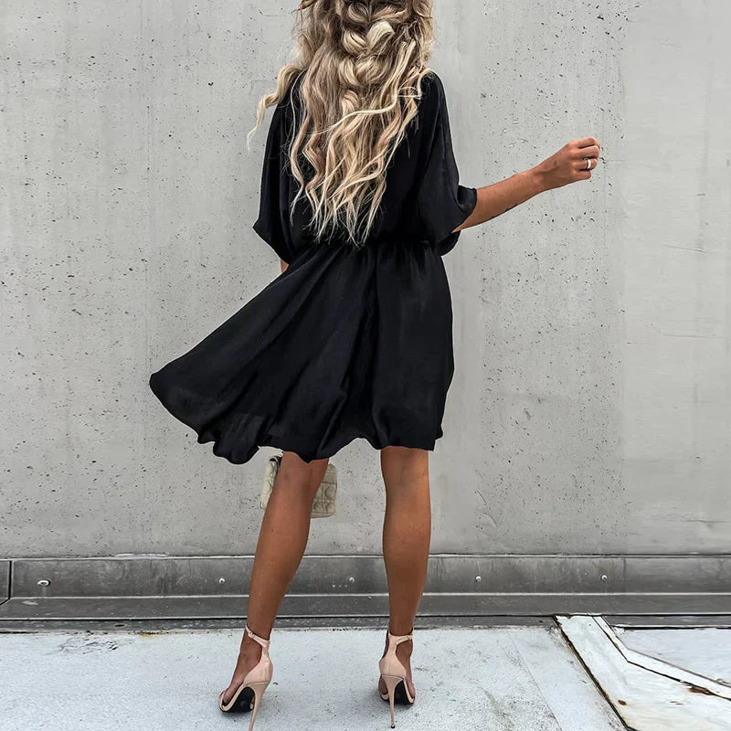 Stella - Mini Dress – black – lifestyle (3)