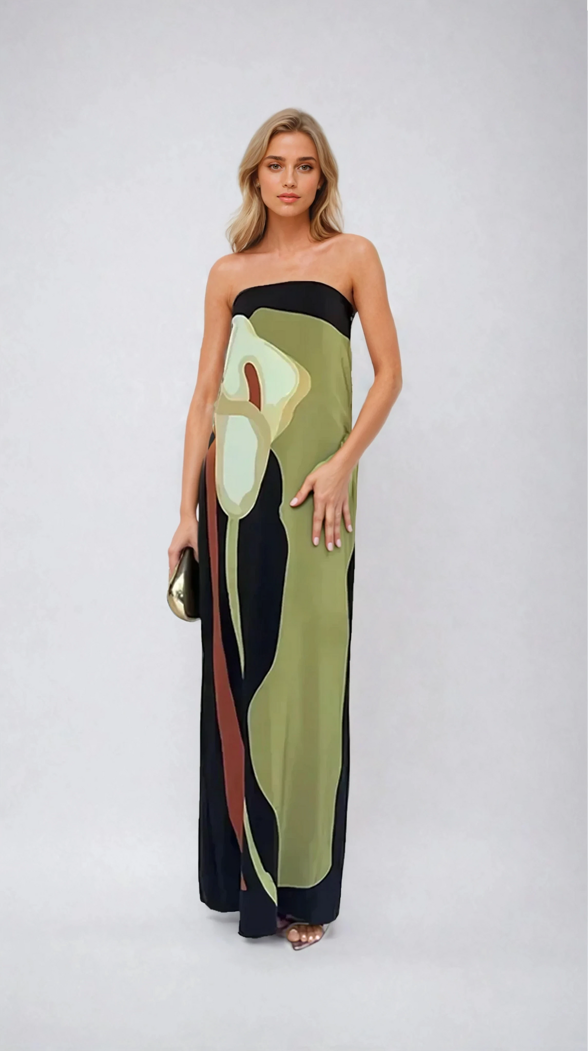 Savannah - Maxi Dress – green print – front view on model (2)