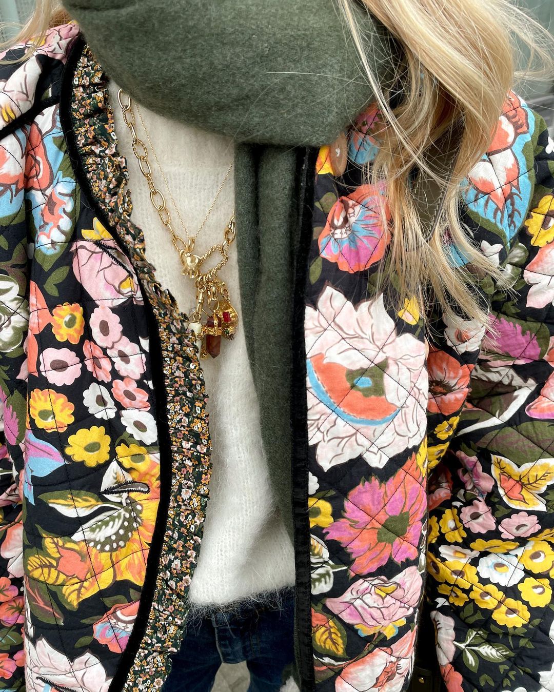 Clarise - Padded Floral Jacket