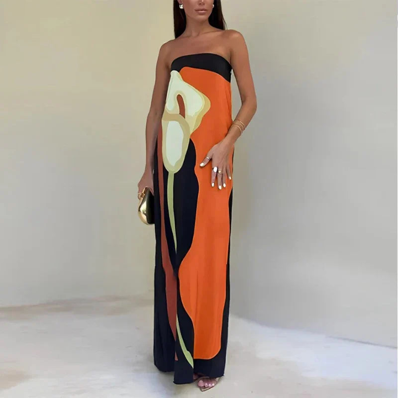 Savannah - Maxi Dress – orange print – front view on model