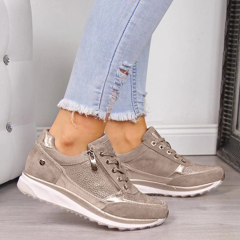 Lola - Urban Glide Sneakers