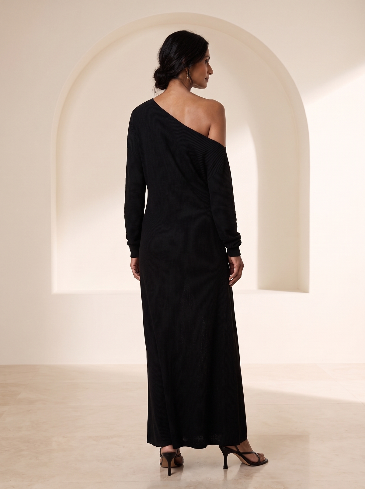 Amaryllis Maxi Dress