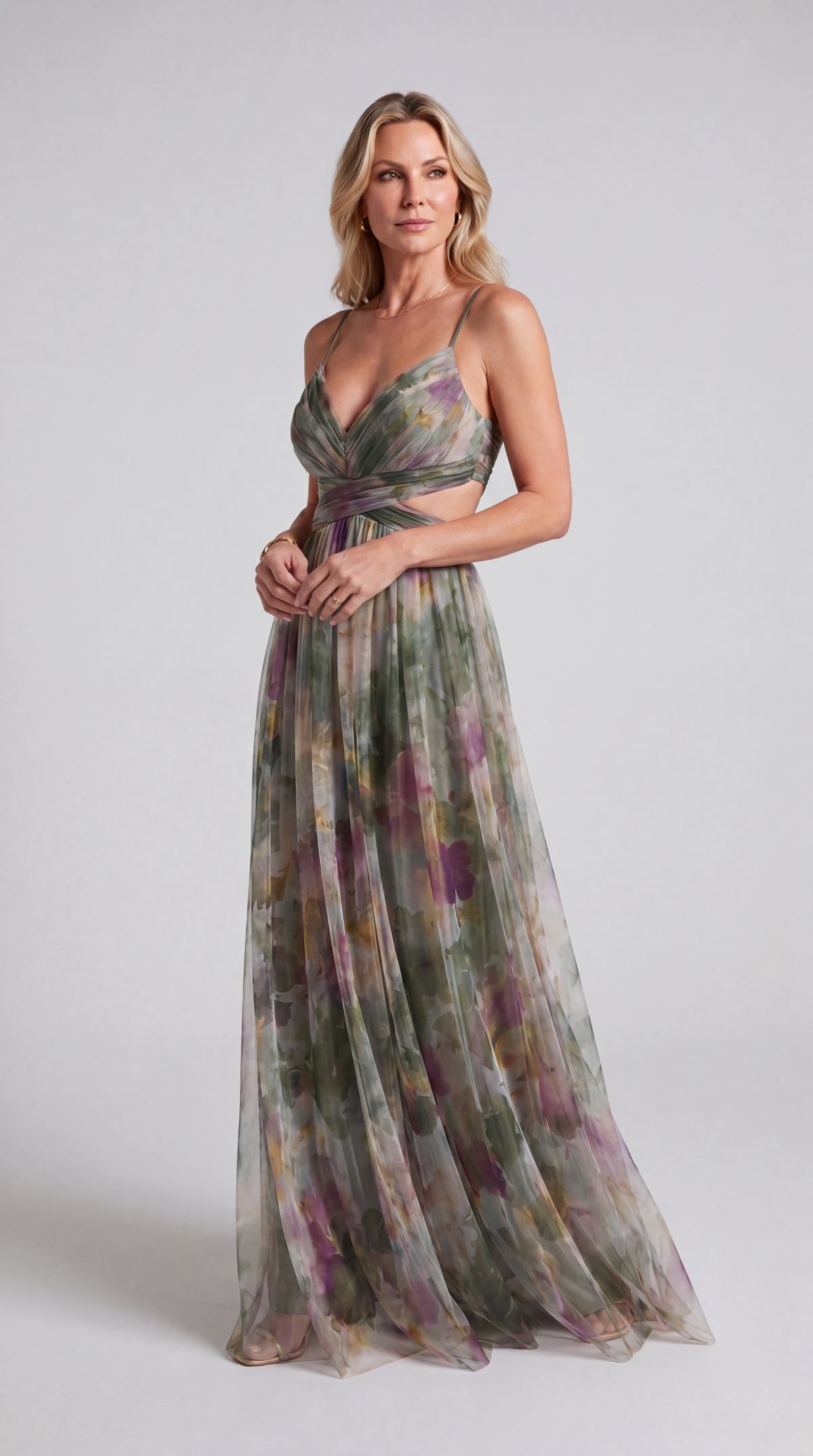 Pippa - Maxi Dress – green watercolor print – front view on model (3)