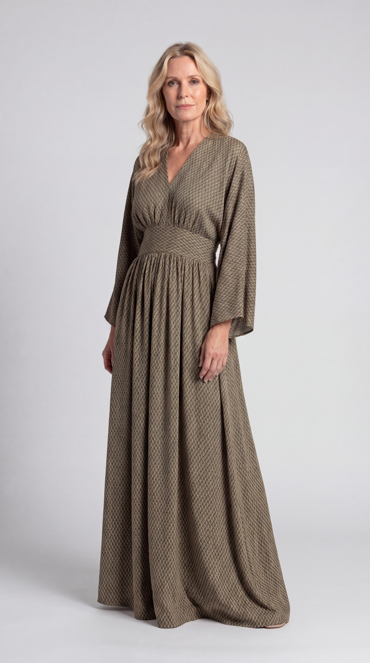 Alexis - Timeless Maxi Dress