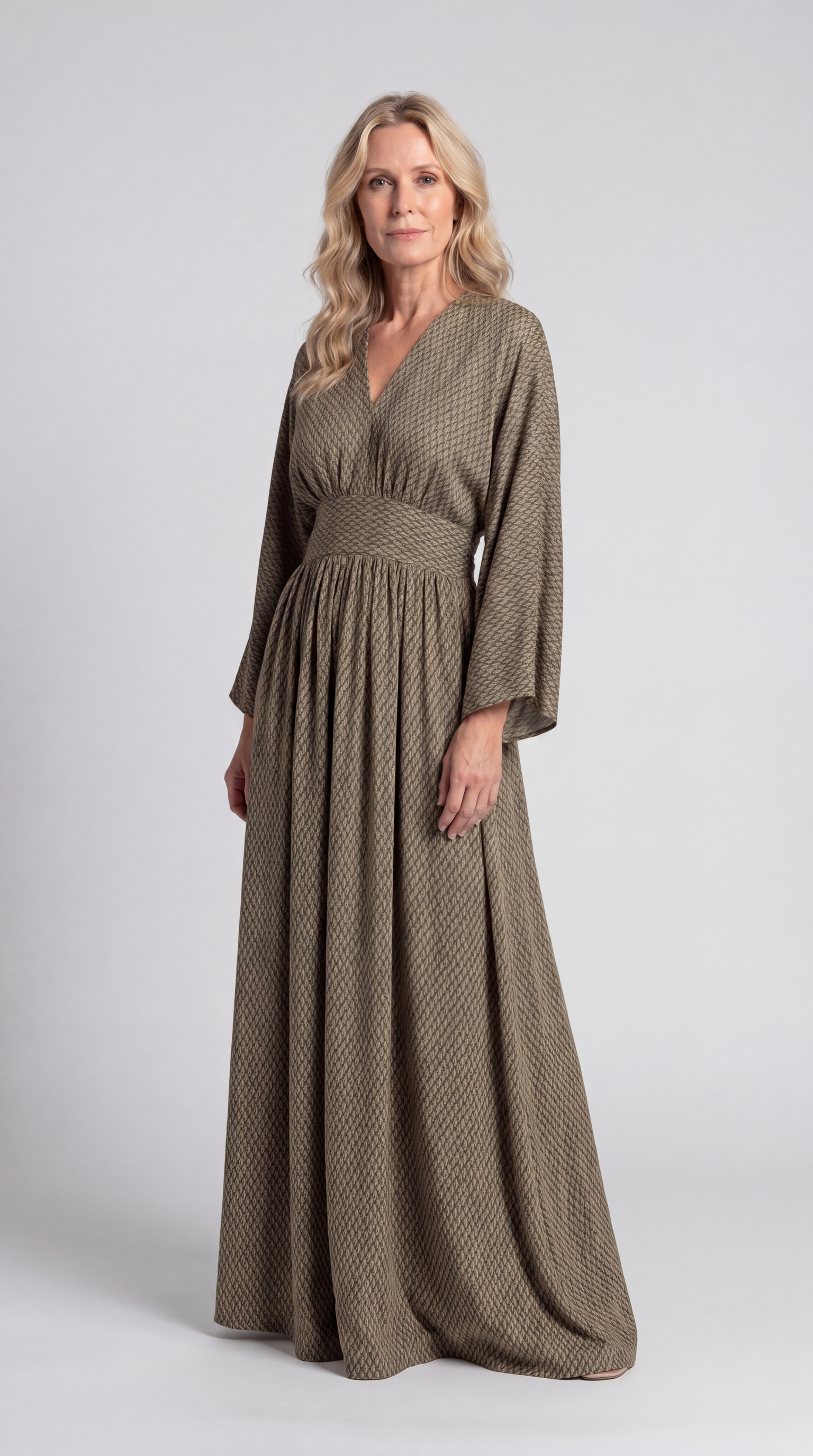 Alexis - Timeless Maxi Dress