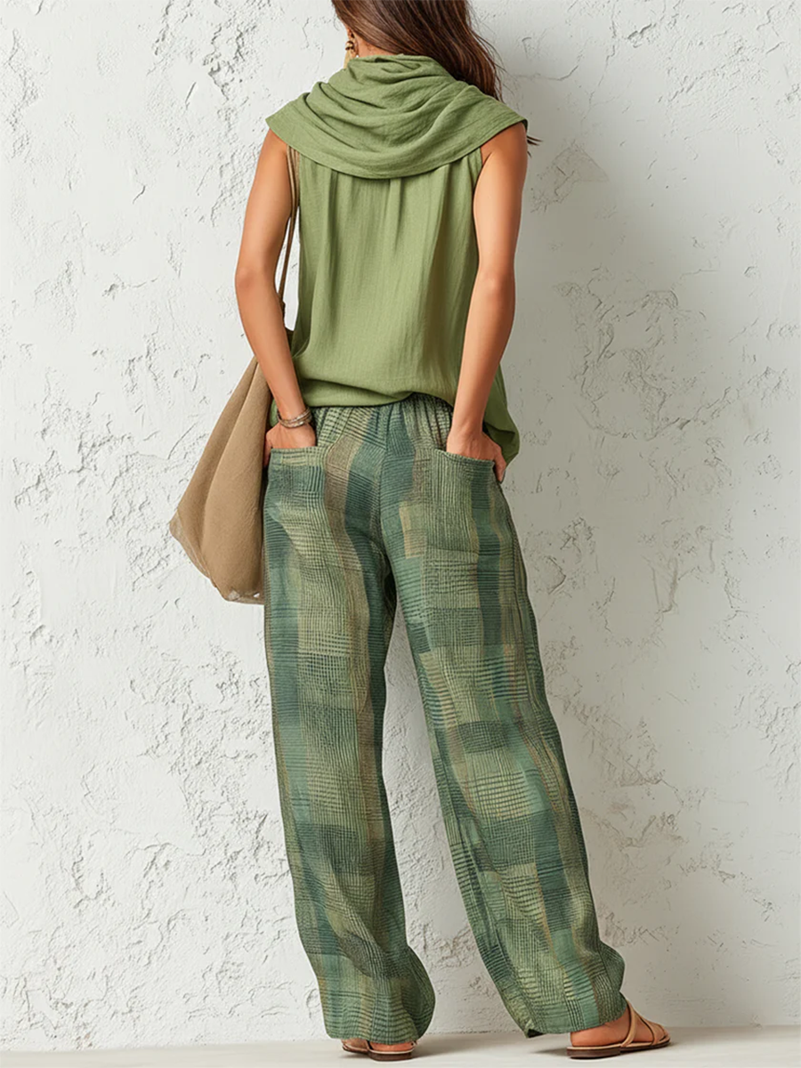 Tulum Set — front, hands in pockets